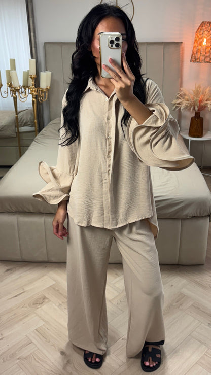 Oversized Blouse Set Ruffle Sleeves Detail