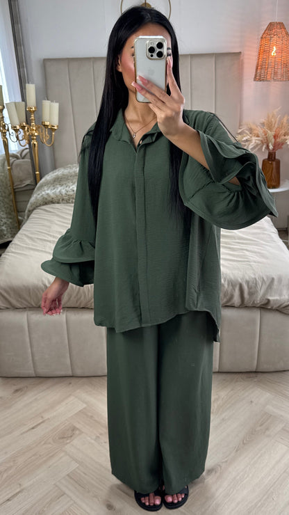 Oversized Blouse Set Ruffle Sleeves Detail