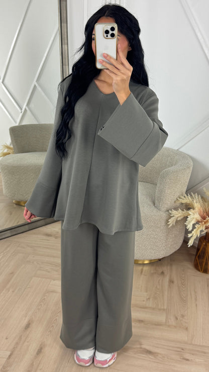 Oversized Two-Piece Set with Wide Sleeves & Wide-Leg Pants