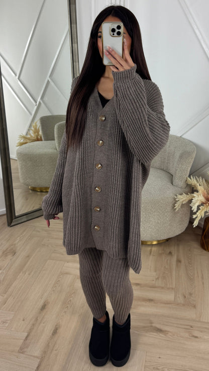 Must-Have Comfy Six-Button Knit Set