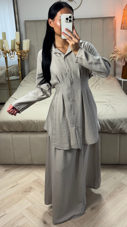 Two-Piece Set with Belt and A-Line Skirt – Viscose Blend