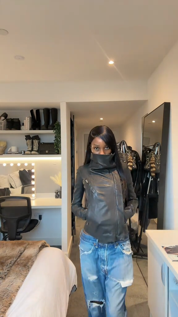 Asymmetric zip-up leather jacket