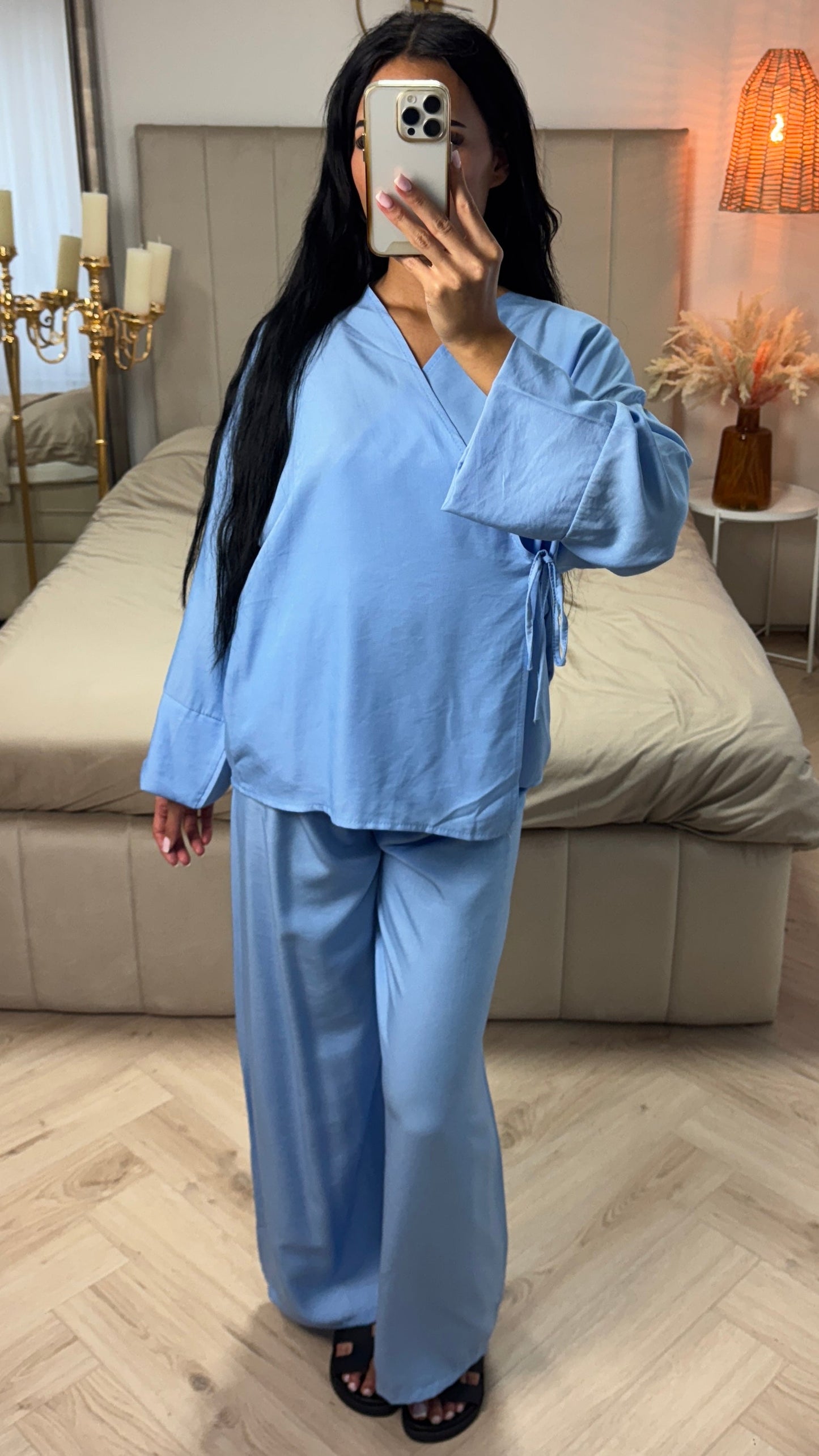 Two-Piece Set with Wrap Top and Wide-Leg Pants – Viscose Blend