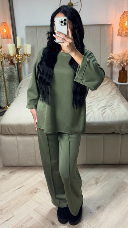 Essential Super Soft Mid Stripe Pants Set