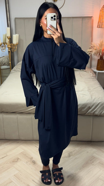 Burkini Set with Zipper and Slit Sleeves – Includes Hijab