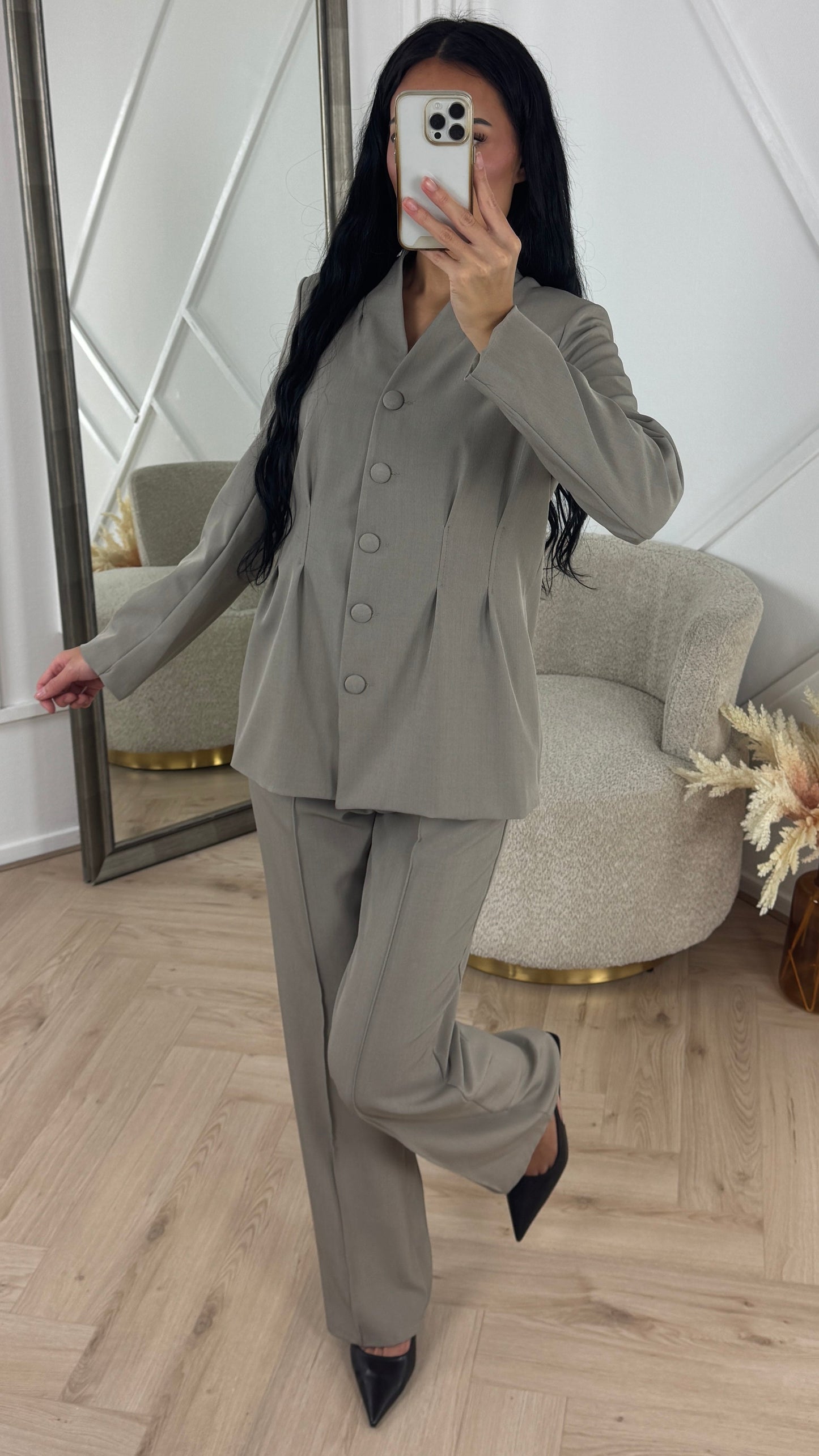 Elegant Two-Piece Blazer Set with Lining