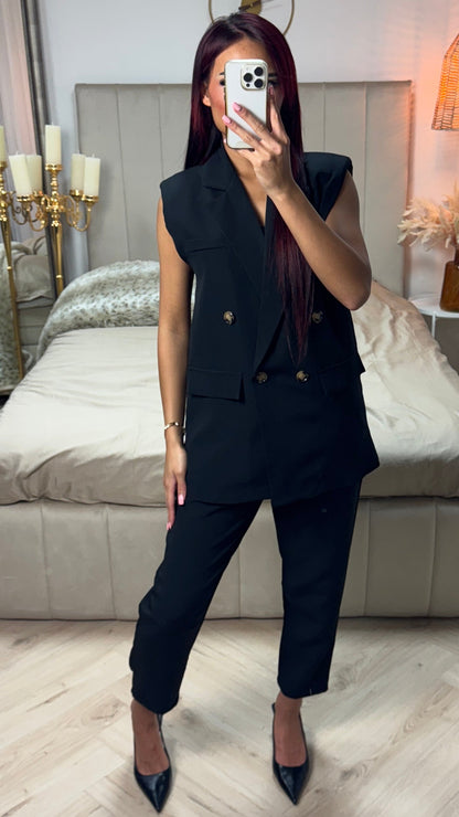 Essential Sleeveless Blazer Set