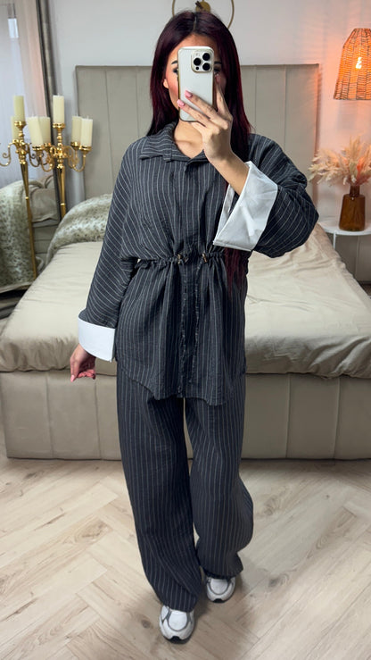 Integrated Waist Detail Stripes Set