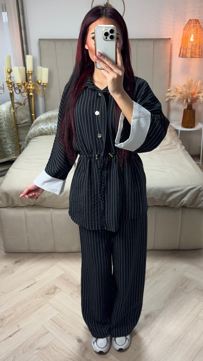 Integrated Waist Detail Stripes Set