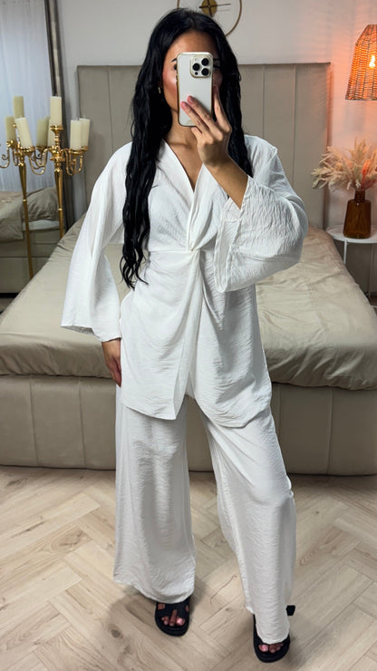 Oversized Viscose Blend Set with Twisted Detail & Wide-leg Pants