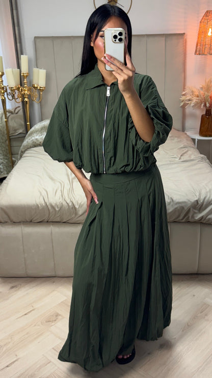 Puff Sleeve Zip-Up Crop Top with Pleated Maxi Skirt