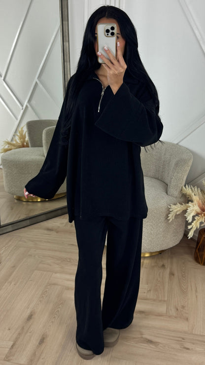 Ribbed Two-Piece Set with Zipper Detail