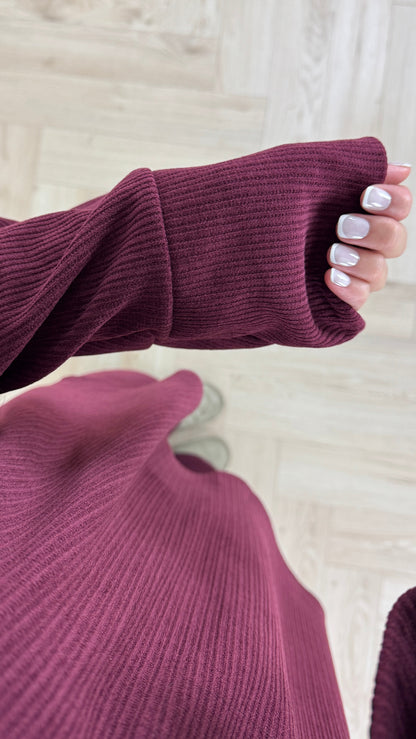 Ribbed Two-Piece Set with Zipper Detail