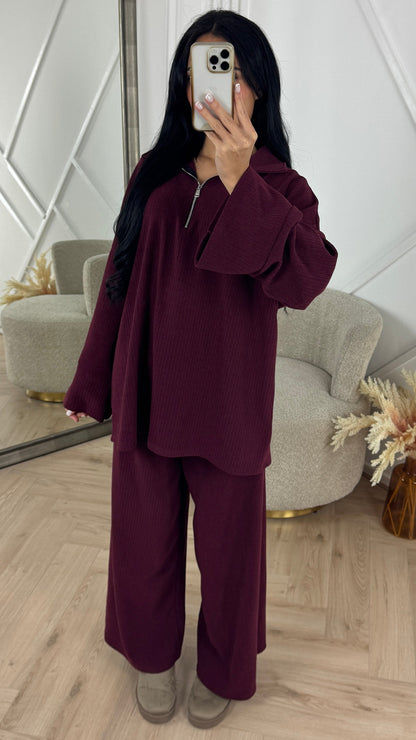 Ribbed Two-Piece Set with Zipper Detail