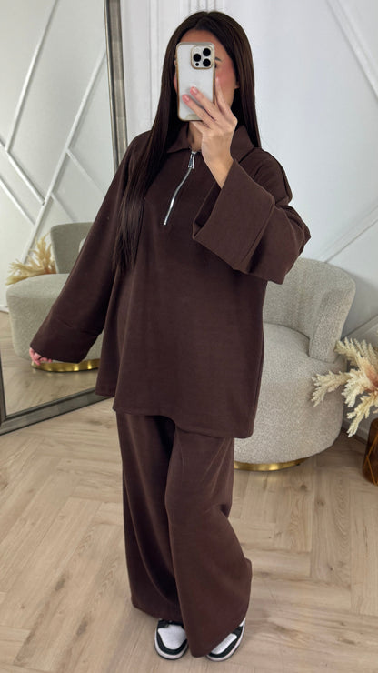 Ribbed Two-Piece Set with Zipper Detail