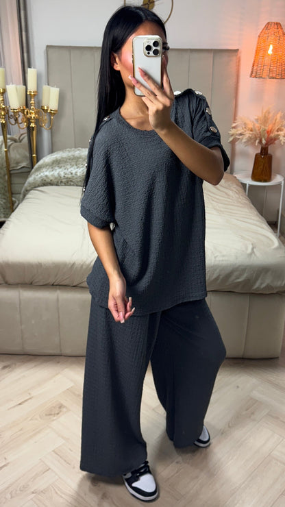 Textured Oversized Viscose Set with Golden Buttons