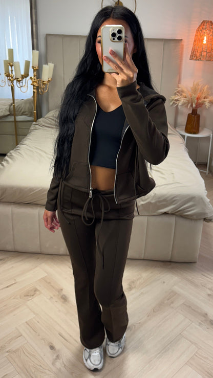 Two-Piece Jogging Set with Corset Detail at the Back