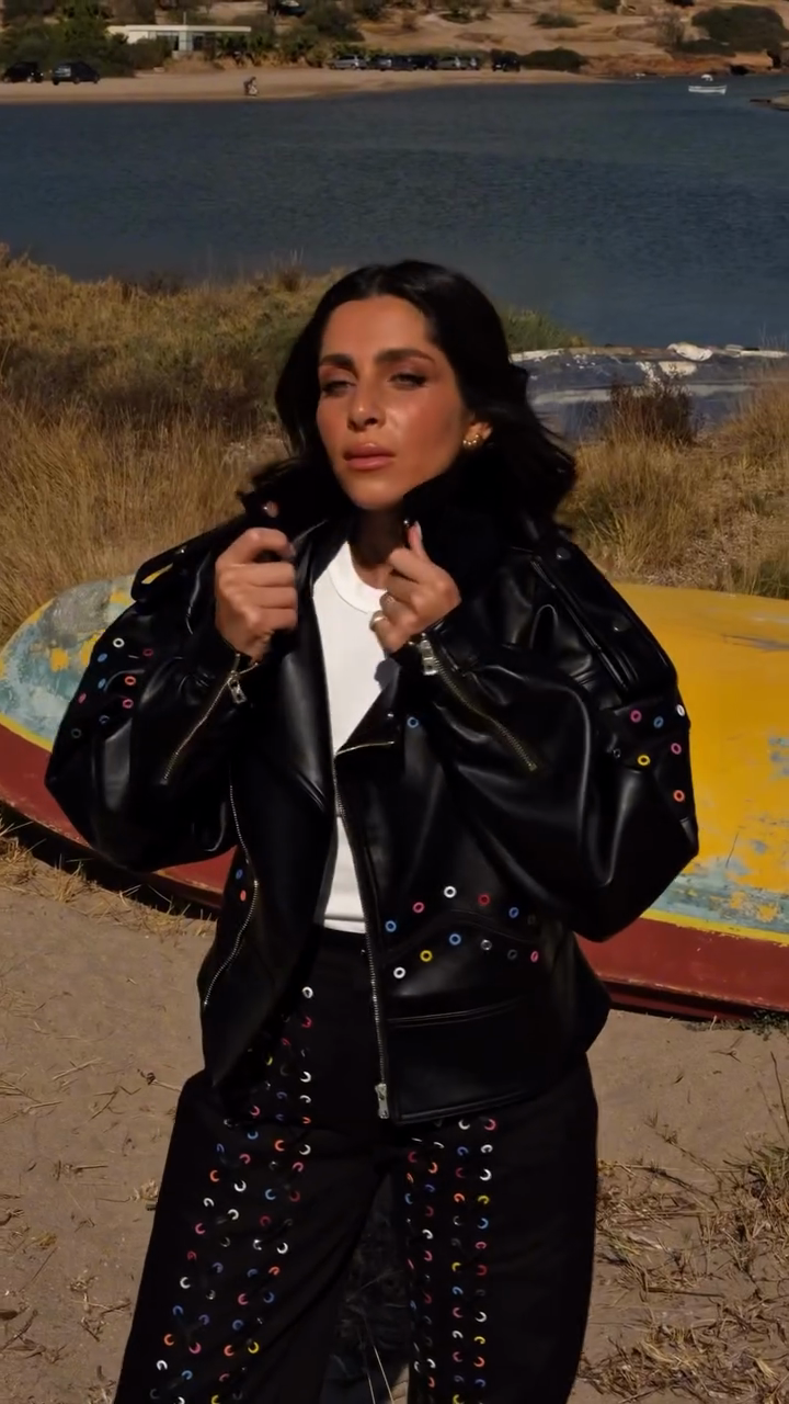 Fashion Eyelet Details Coat