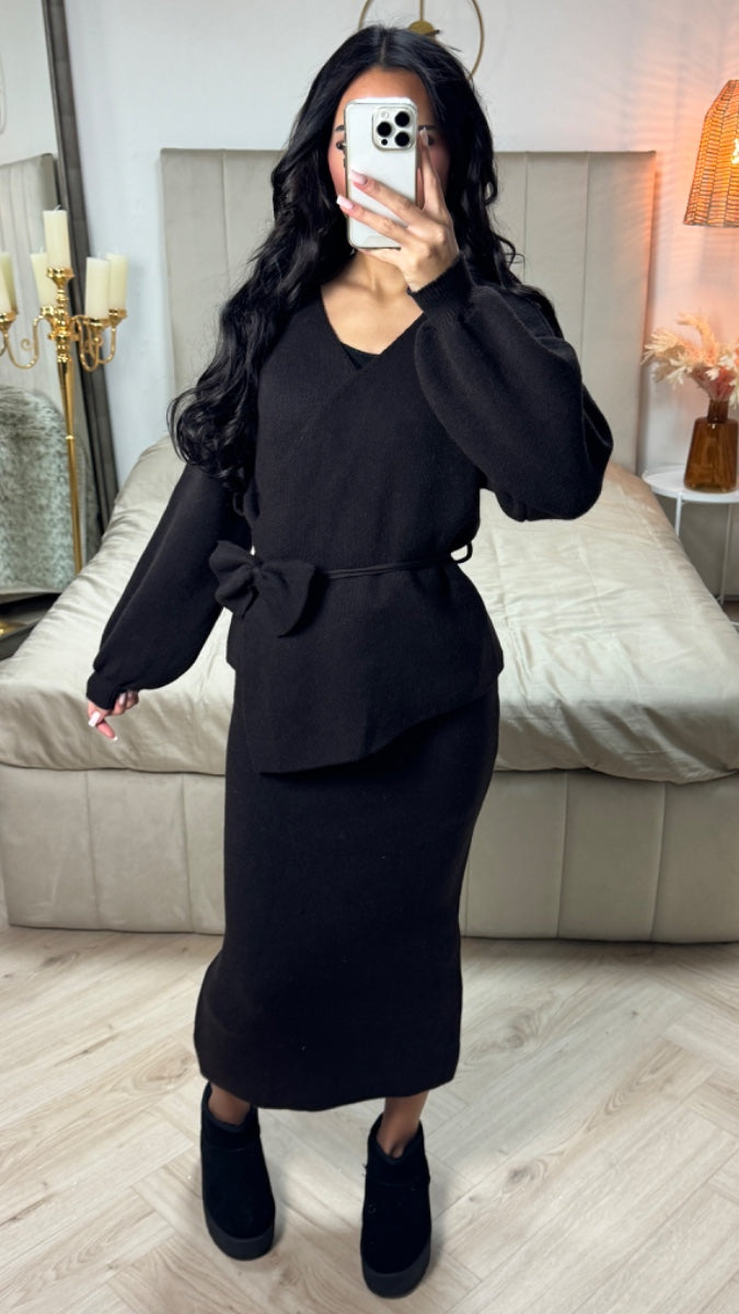 Knitwear V Neck Tie Belt Skirt Set