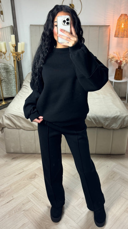 Thick Jogging Set Seam Detail