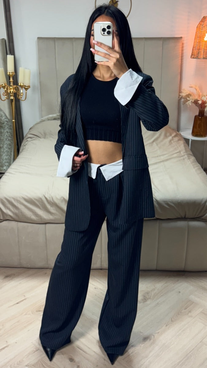 Oversized Stripes Blazer + Pantalon White Sleeve + Taille Detail