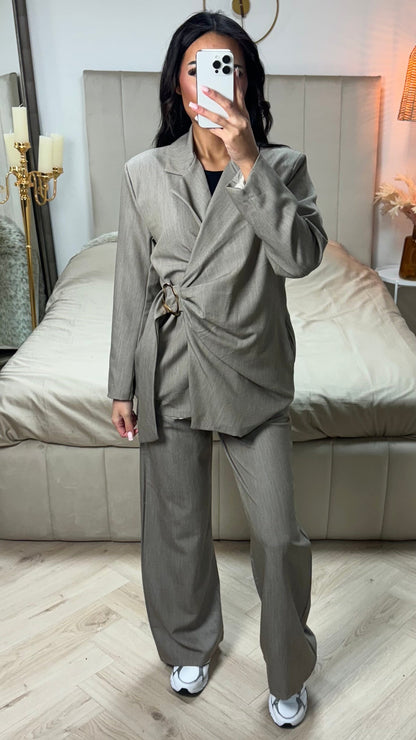 Golden Detail Tie Belt Wrap Set