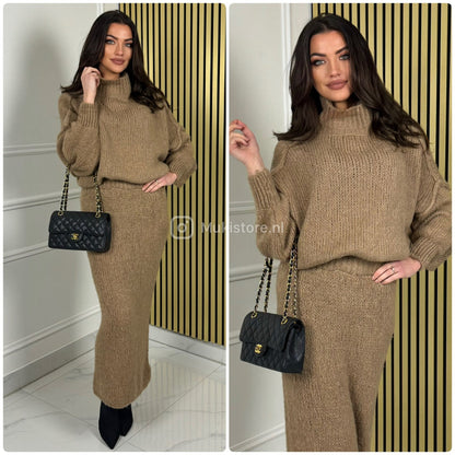 High Neck Lana Skirt Set Seam Detail