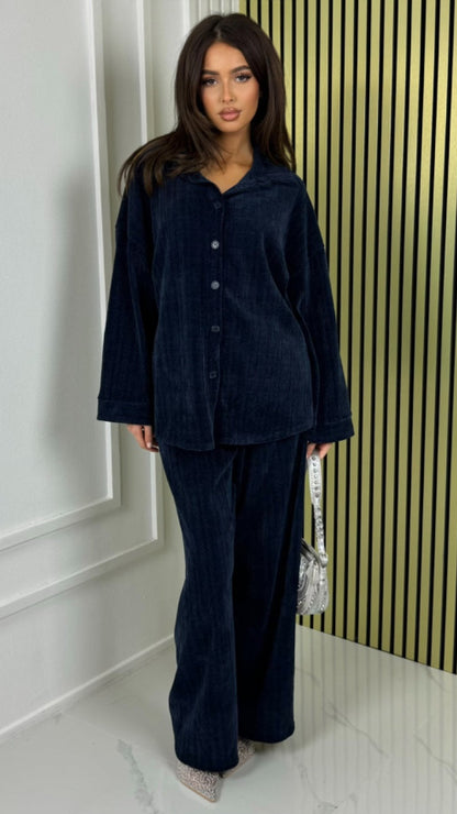 Thick Gloss Design Material Blouse Set