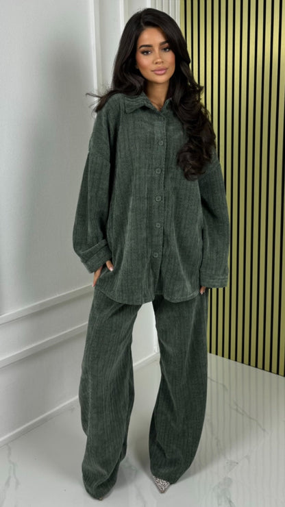 Thick Gloss Design Material Blouse Set