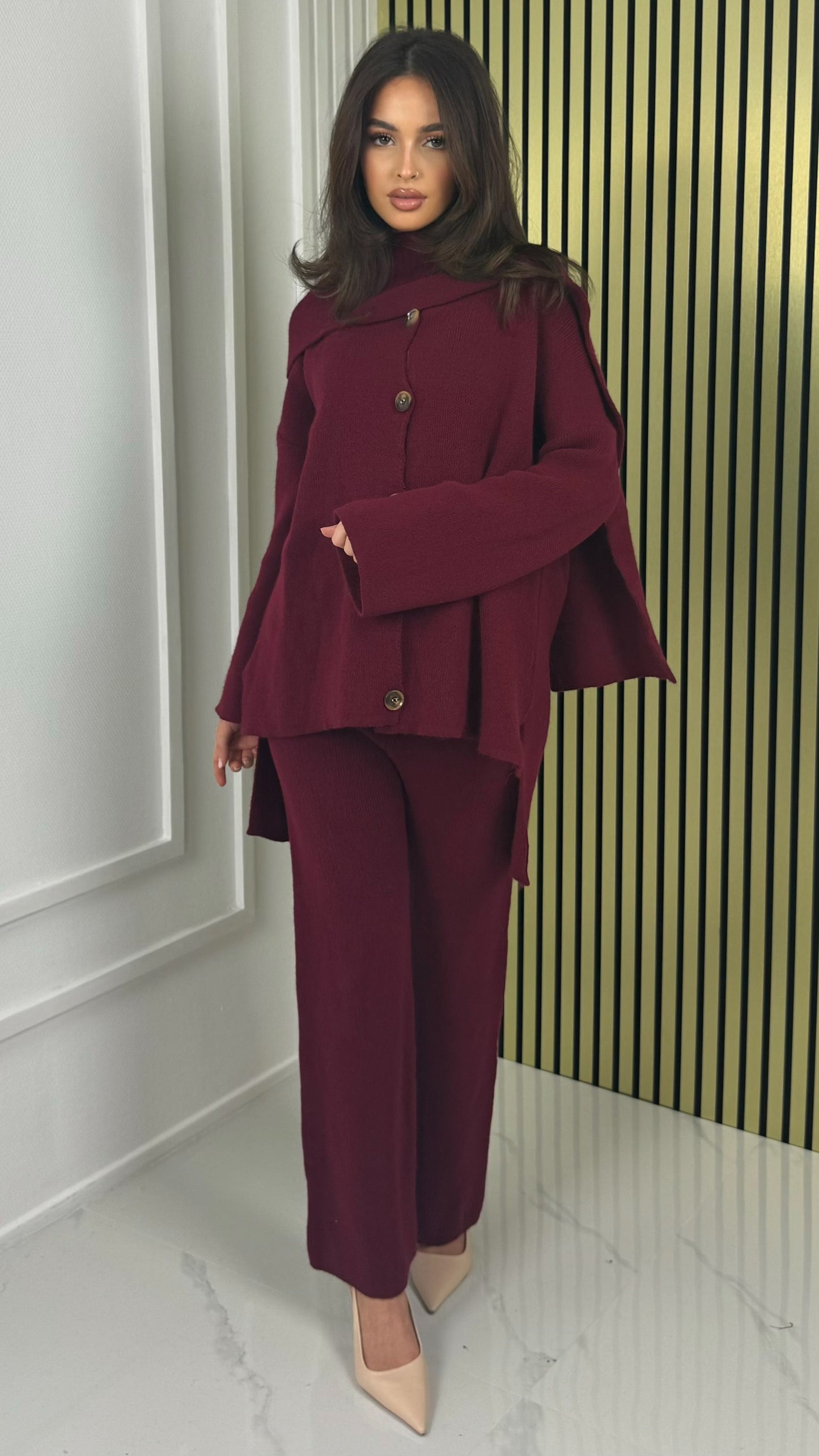 Knitwear Five Button Set Integrated Shawl