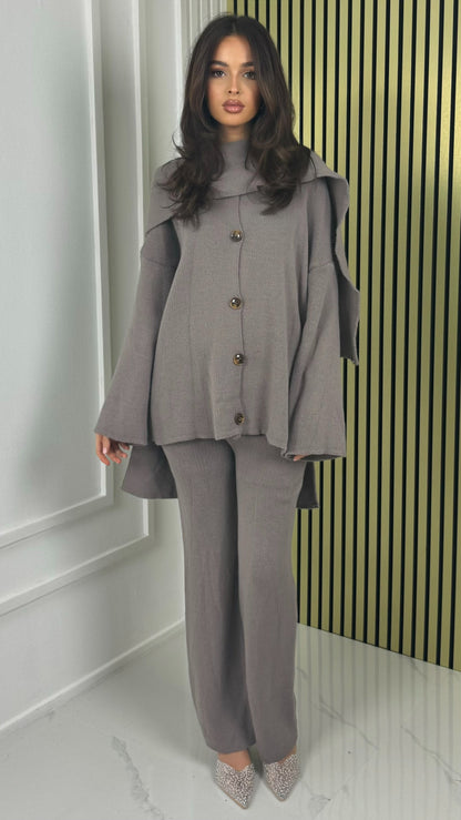 Knitwear Five Button Set Integrated Shawl