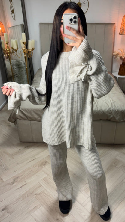 Knitwear Oversized Set Ruffle Sleeve Tie Detail