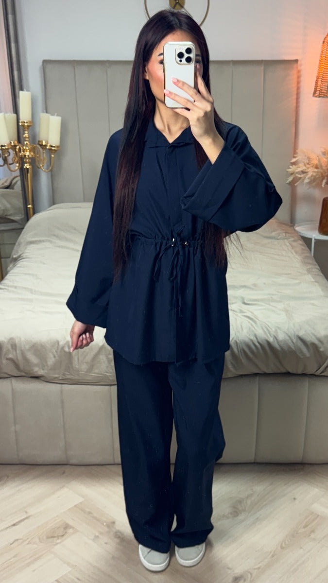 Integrated Waist Tie Detail Set Golden Buttons