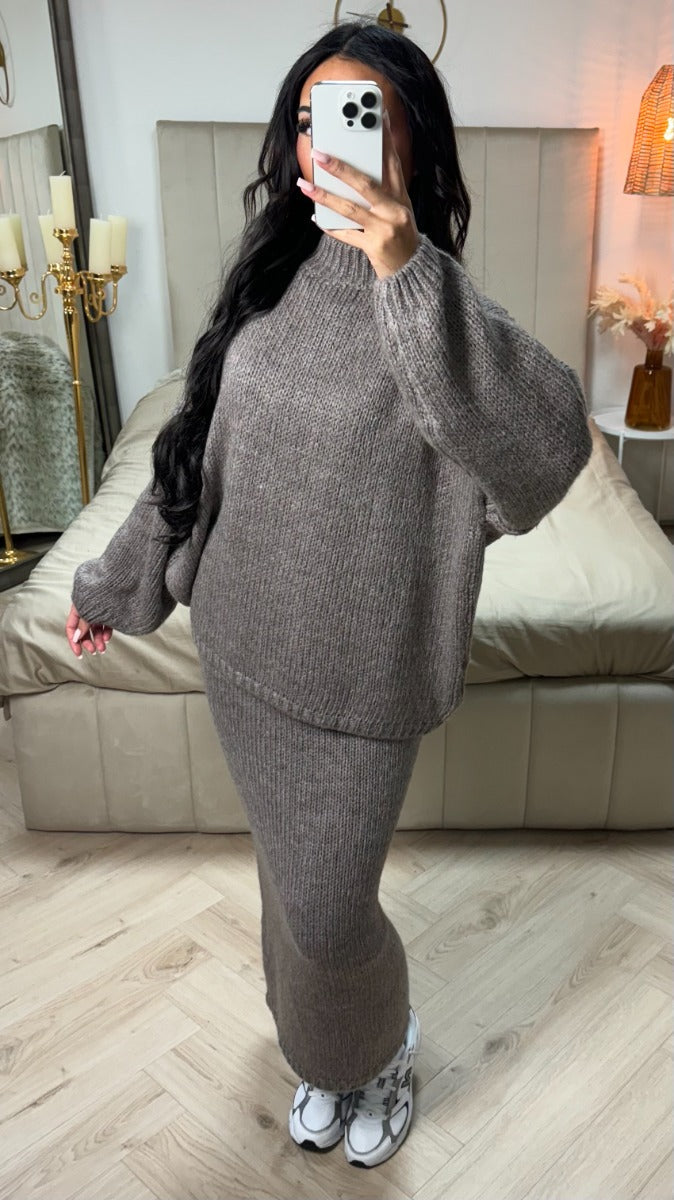 Seam Sleeve Detail High Neck Skirt Set