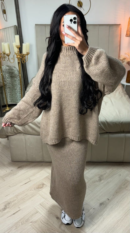 Seam Sleeve Detail High Neck Skirt Set