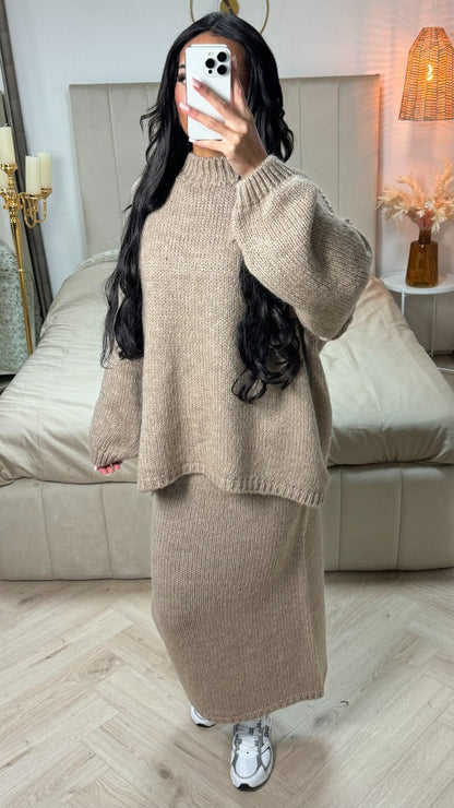 Seam Sleeve Detail High Neck Skirt Set