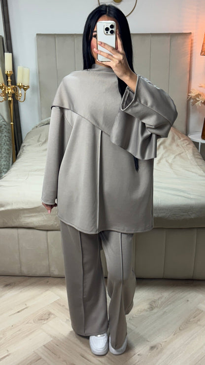 Shawl Mid Stripes Detail Super Comfy Set