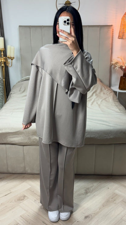 Shawl Mid Stripes Detail Super Comfy Set