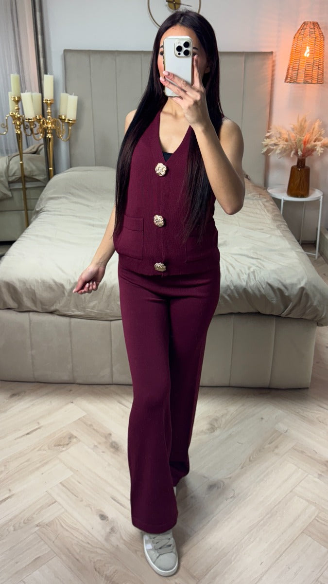 Sleeveless Summer Knit Set Golden Button Detail