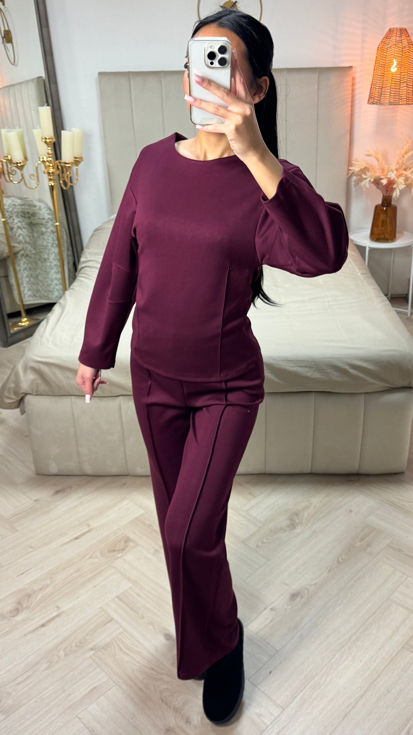 Slim Fit Essential Soft Material Set Seam Details