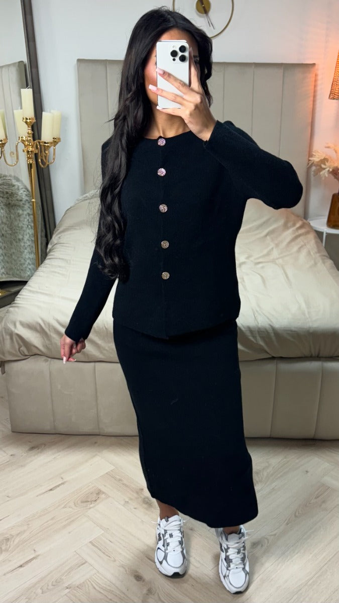 Soft Knitwear Golden Buttons Essential Skirt PBT Set