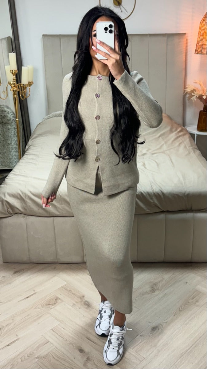 Soft Knitwear Golden Buttons Essential Skirt PBT Set