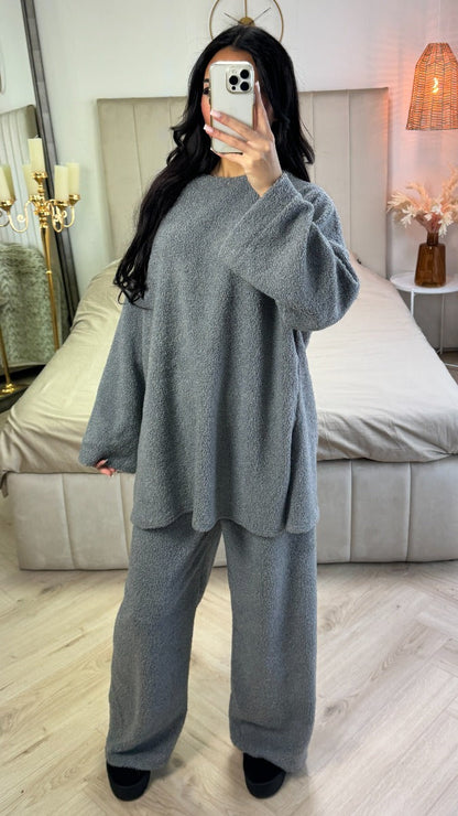 Super Oversized Comfy Teddy Set