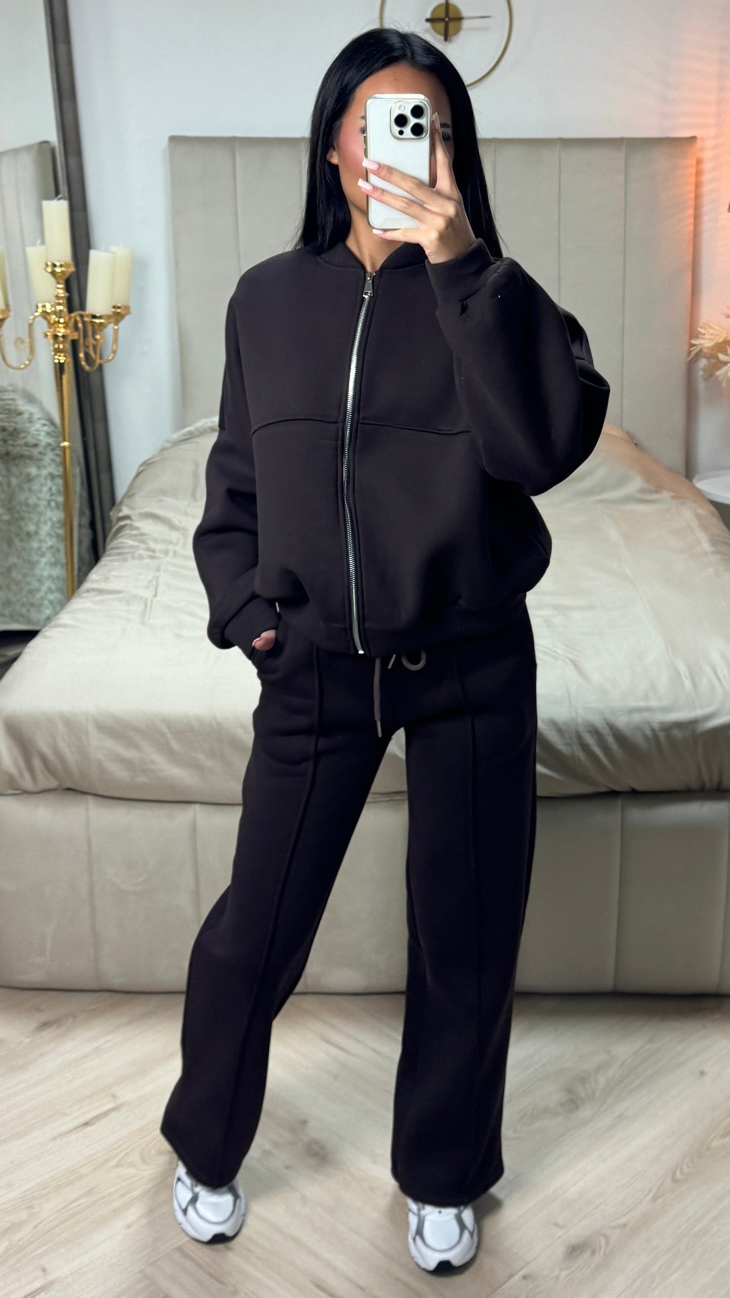 Thick Jogging Zipper Set Seam Details