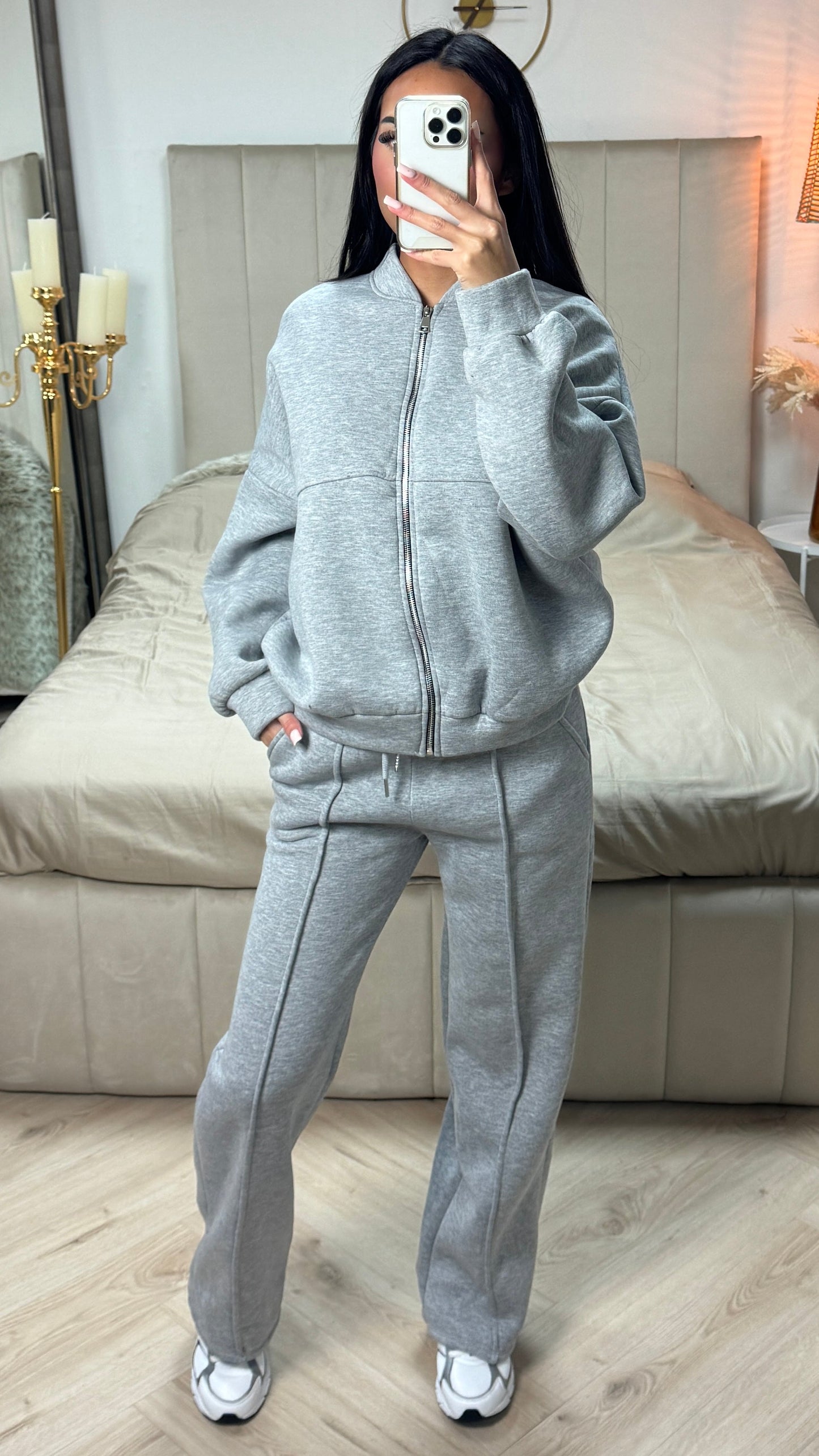 Thick Jogging Zipper Set Seam Details