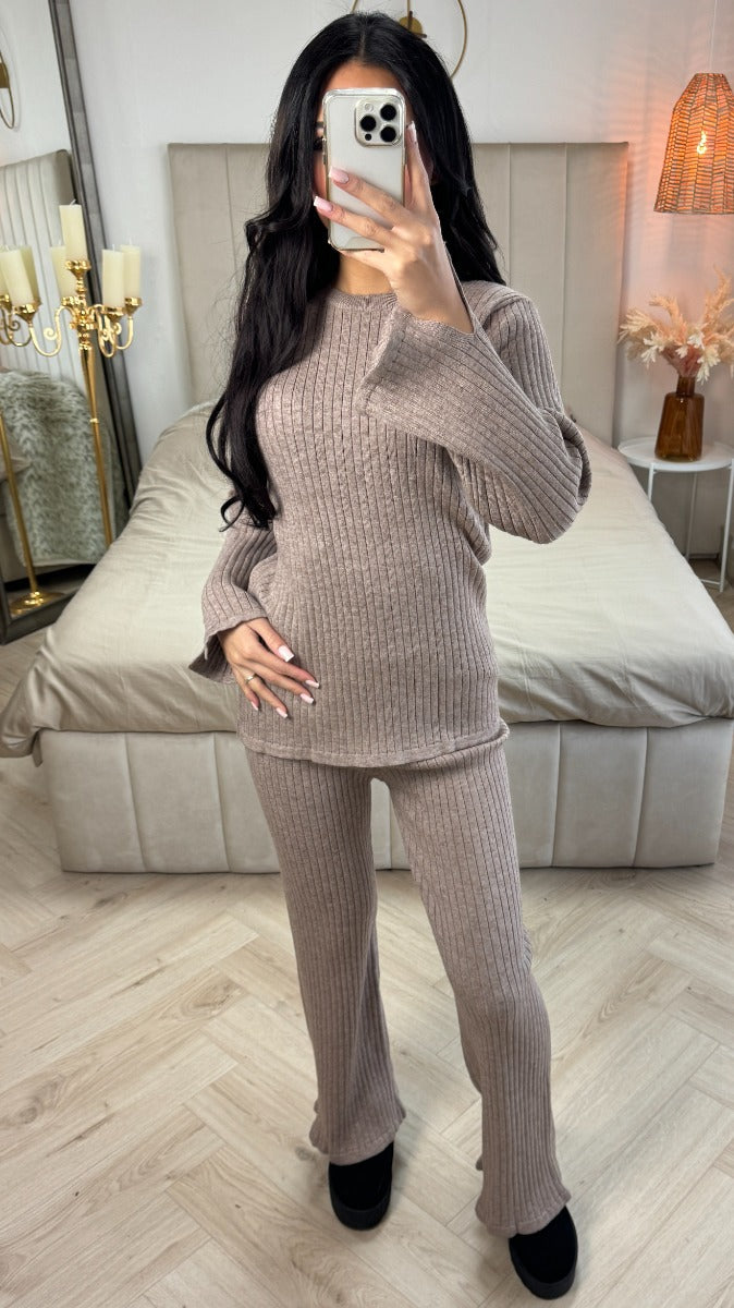 Thick Ribbed Split Sleeve Back Waist Detail Set