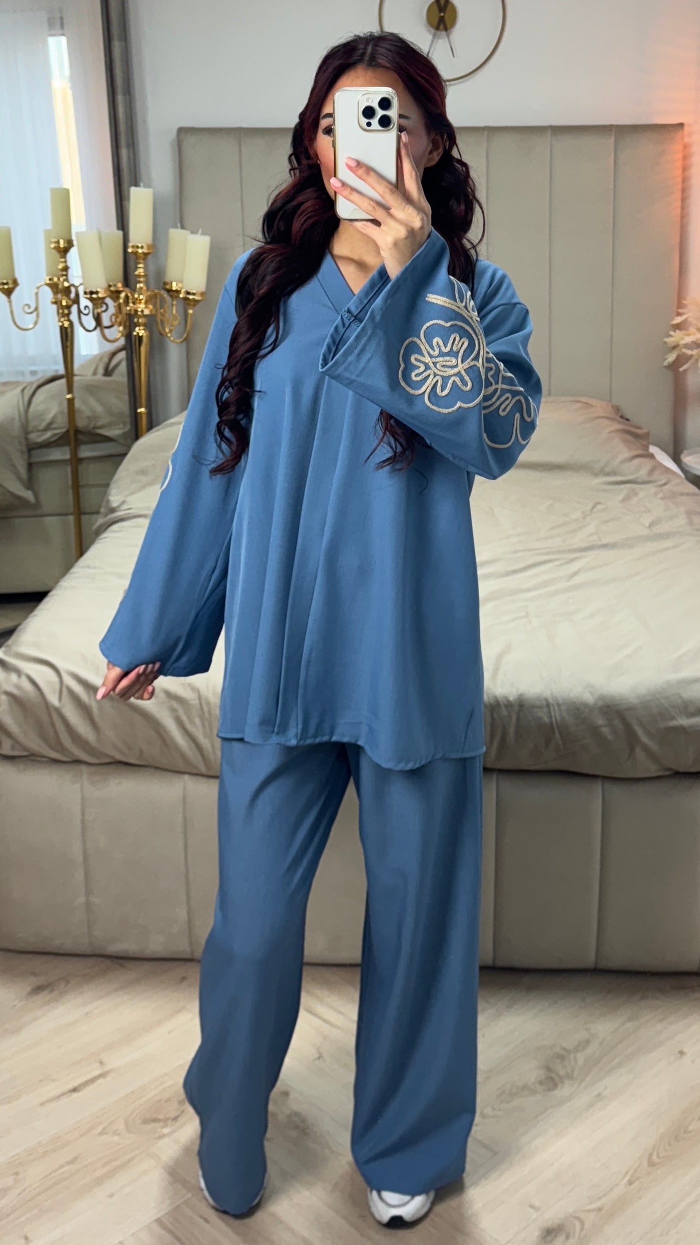 V Neck Set Embroidery Sleeves