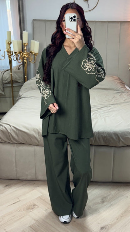 V Neck Set Embroidery Sleeves